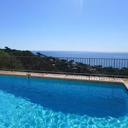 Sainte-maxime Sleeps 6 Pool Wifi Sainte-Maxime