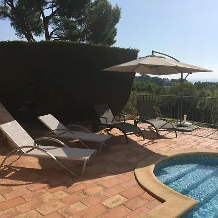 Sainte-maxime Sleeps 6 Pool Wifi *