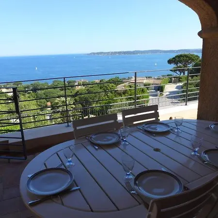 Sainte-maxime Sleeps 6 Pool Wifi *