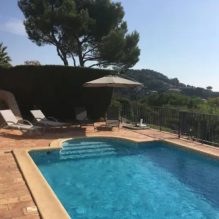 Sainte-maxime Sleeps 6 Pool Wifi Prázdninový dům