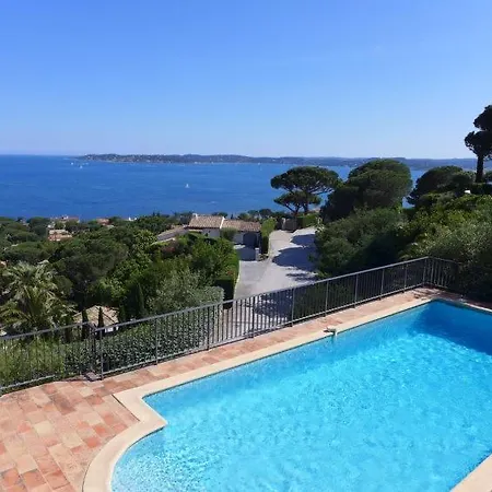 Sainte-maxime Sleeps 6 Pool Wifi Prázdninový dům